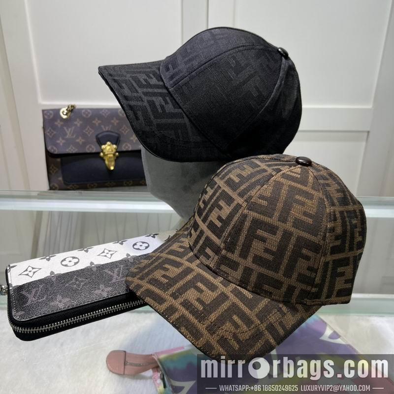 Fendi Hat dx32