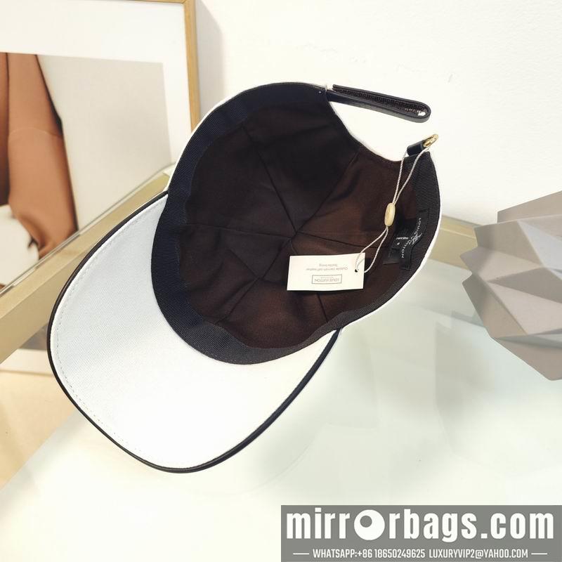 LV Hat dx111