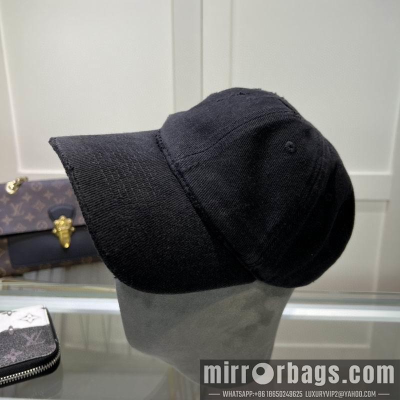 Balenciaga Hat dx63