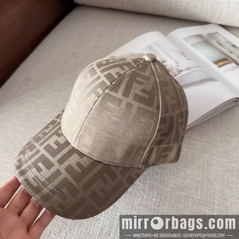 Fendi Hat dx69