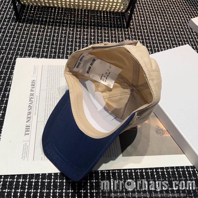 Miumiu Hat dx37