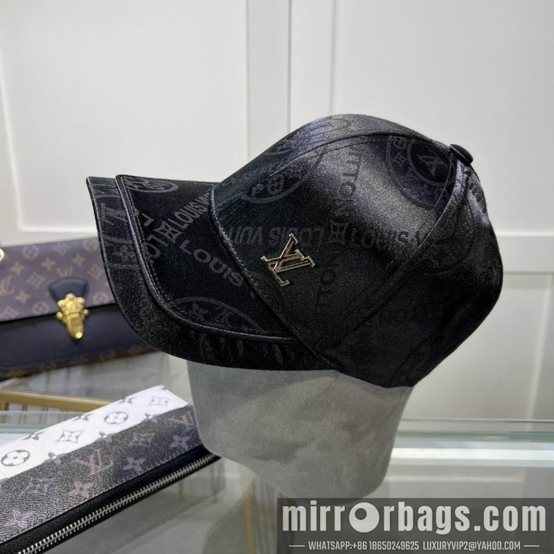 LV Hat dx117