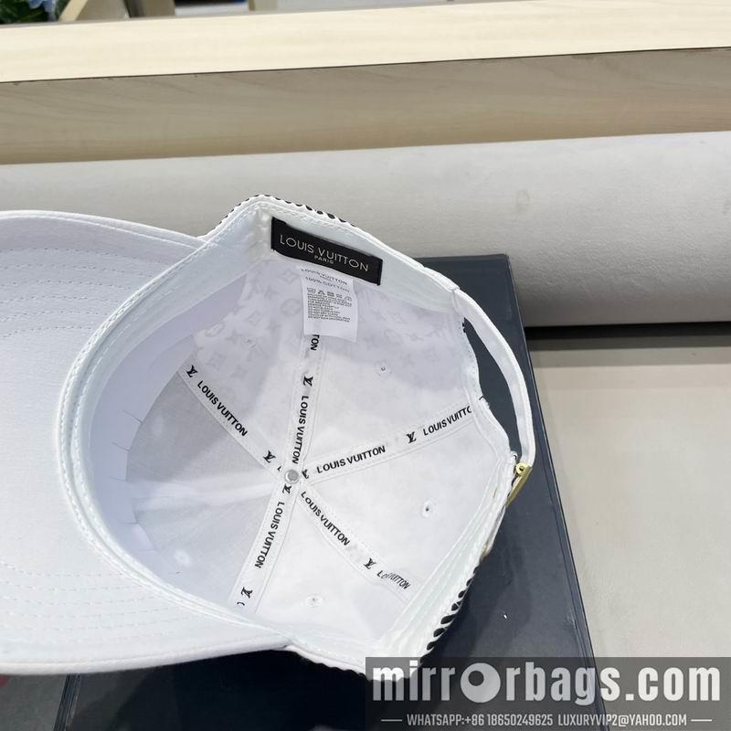 LV Hat 010403