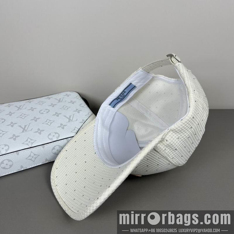 Prada Hat dx17