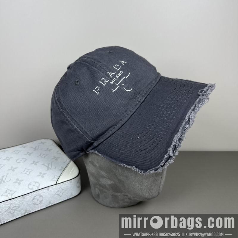 Prada Hat dx30