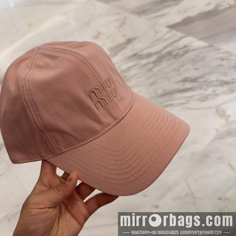 Miumiu Hat dx35