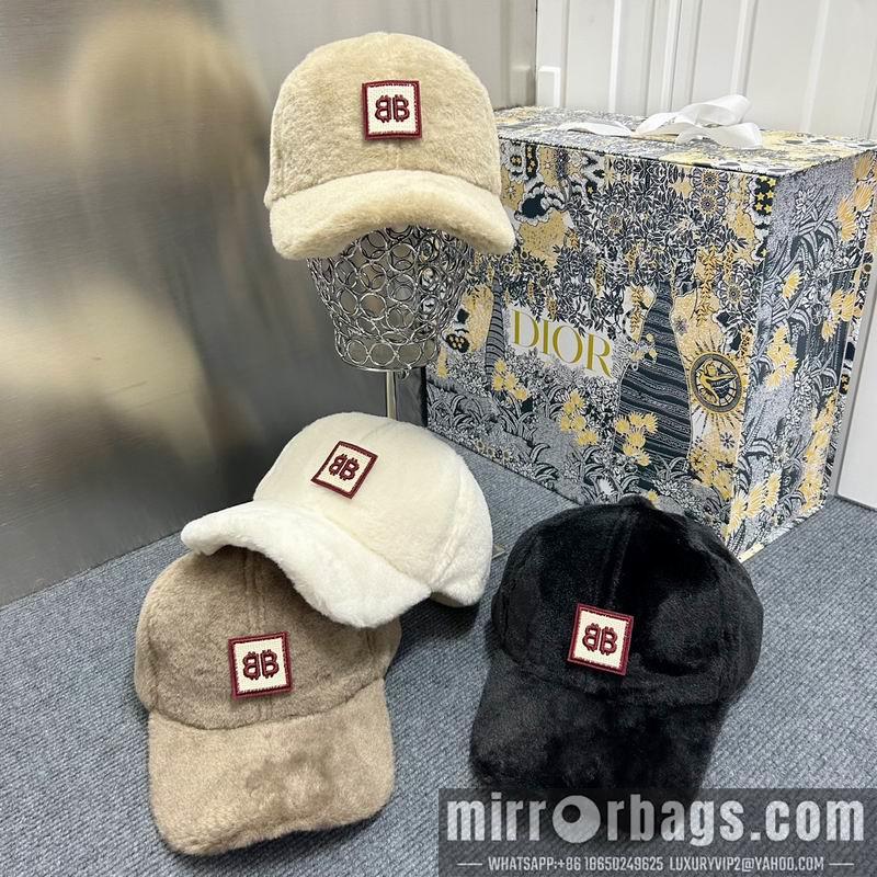 Balenciaga Hat dx87