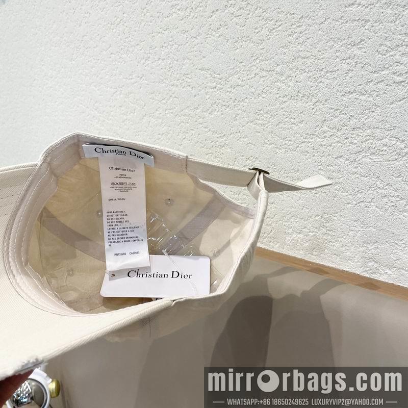 Dior Hat 072803