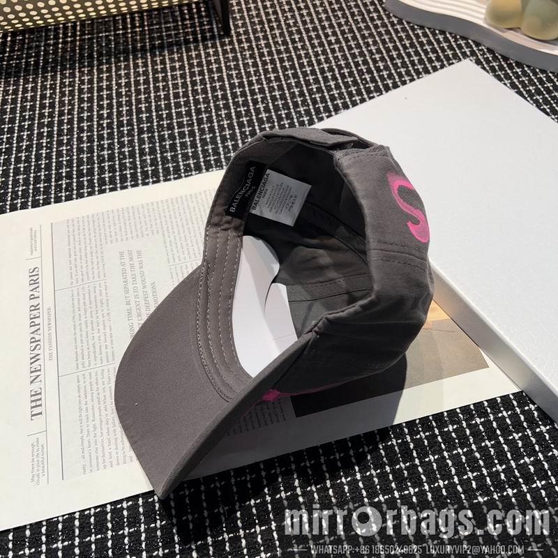 Balenciaga Hat dx15