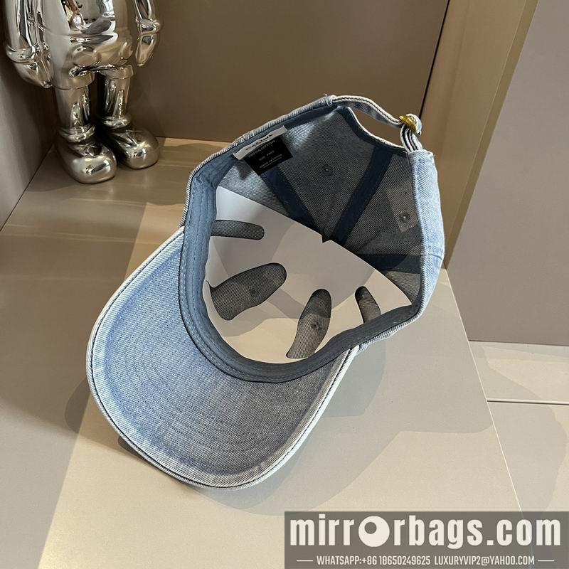 Celine Hat dx37