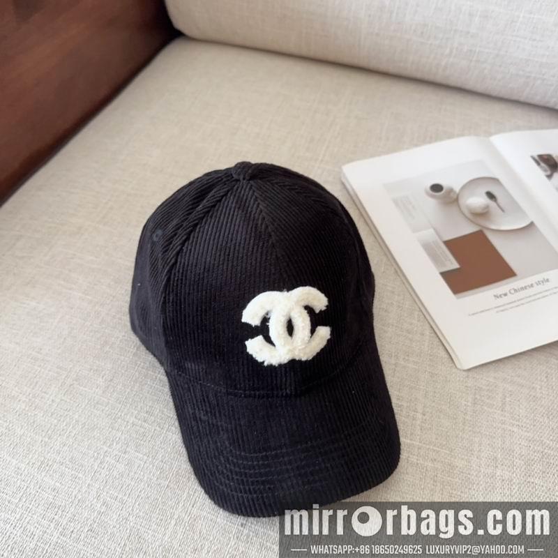 Chanel Hat dx70
