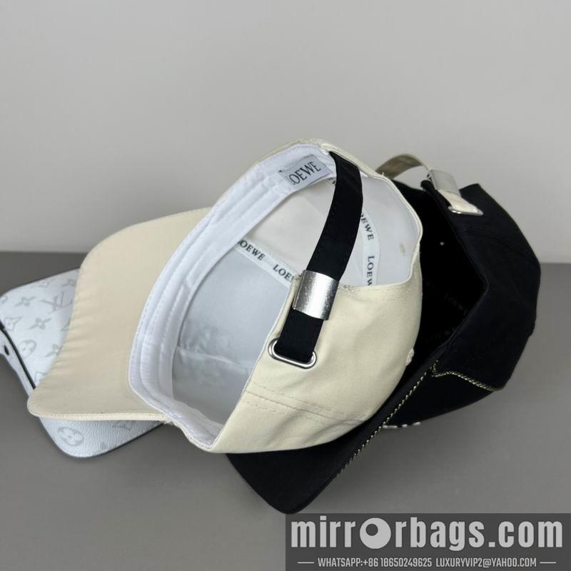 Loewe Hat dx47