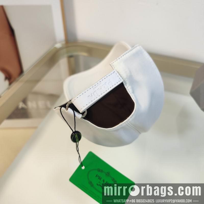 Prada Hat dx55