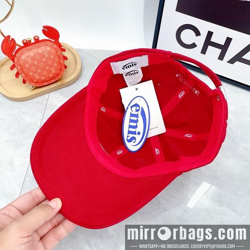 Emis Hat dx03