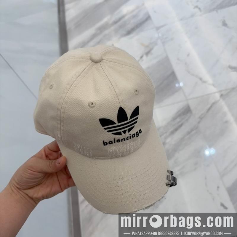 Balenciaga Hat dx78
