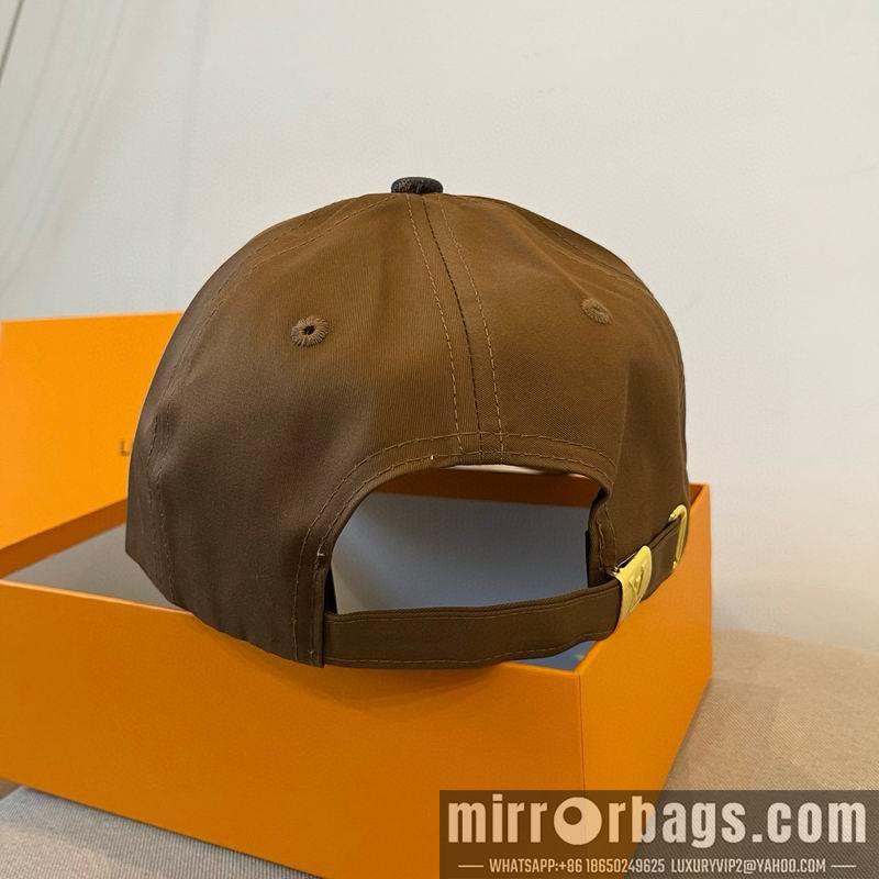 LV Hat dx37
