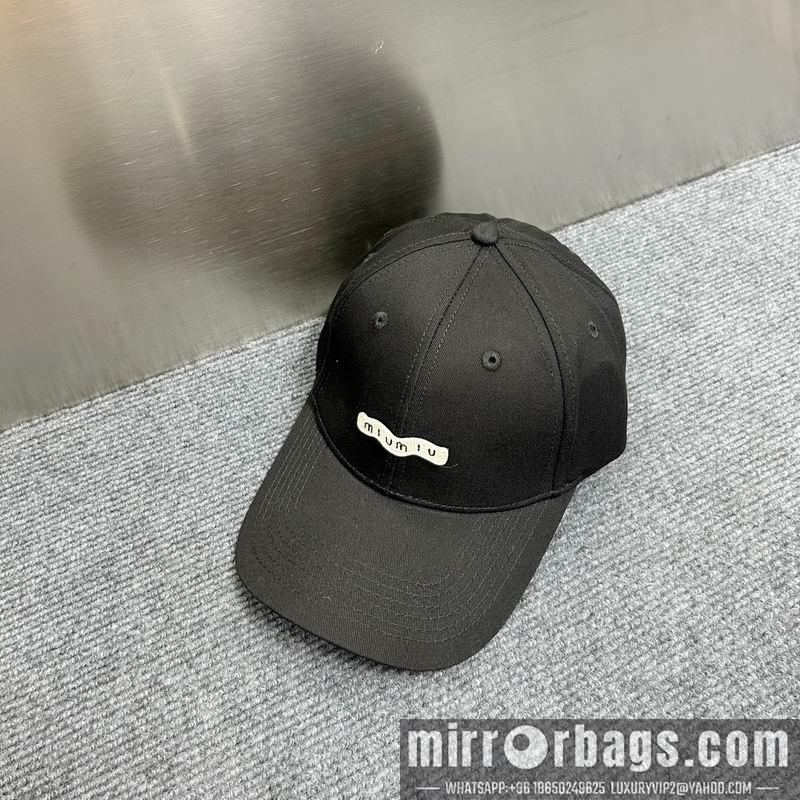 Miumiu Hat dx76