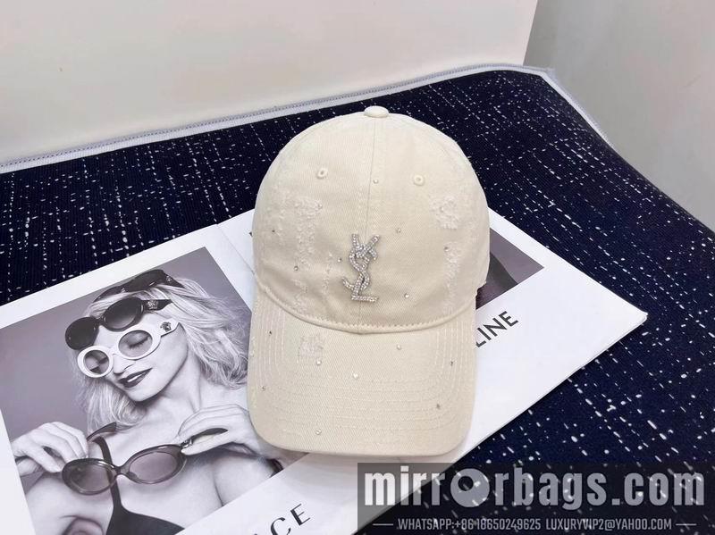 YSL Hat dx23