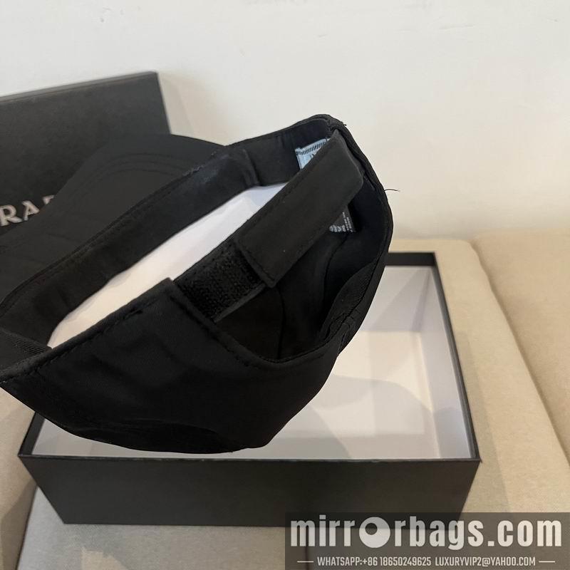 Prada Hat dx24