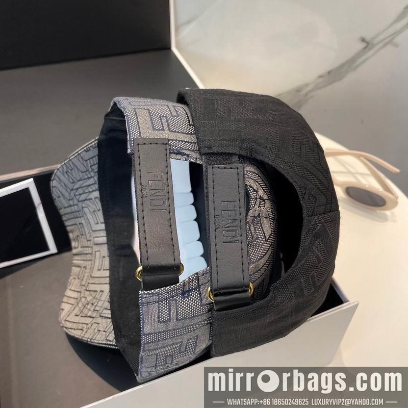 Fendi Hat dx72