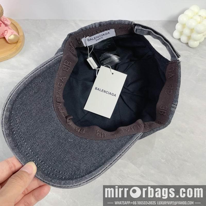 Balenciaga Hat dx79