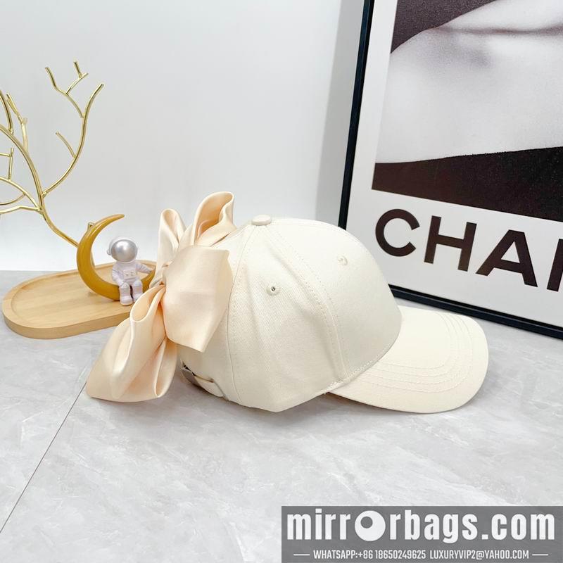 Miumiu Hat dx08