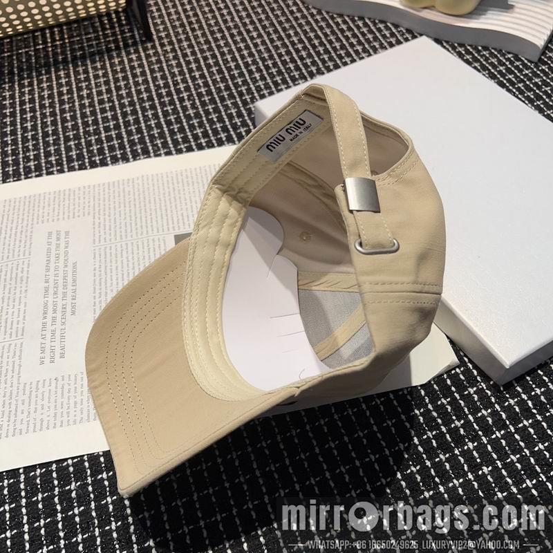 Miumiu Hat dx10