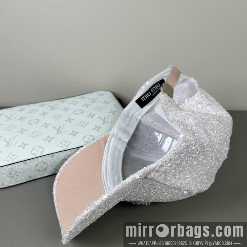 Miumiu Hat dx40