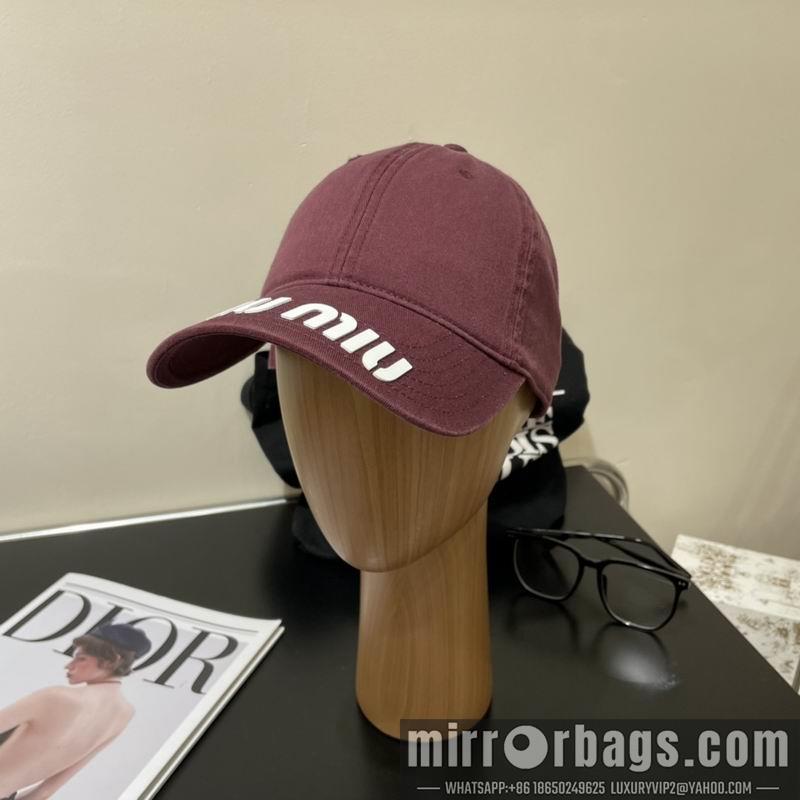 MiuMiu Hat 042701