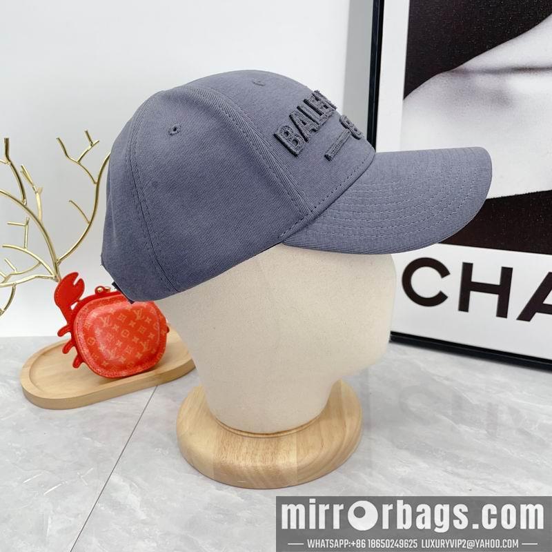 Balenciaga Hat dx03