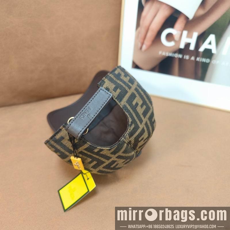 Fendi Hat dx44