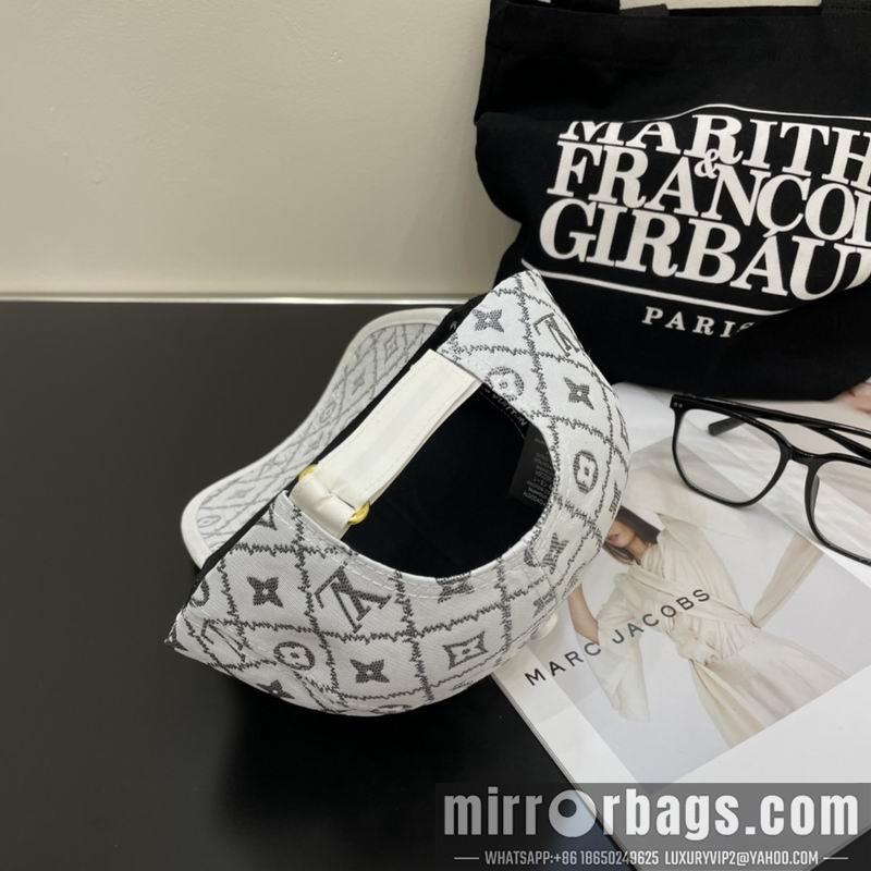LV Hat 042703