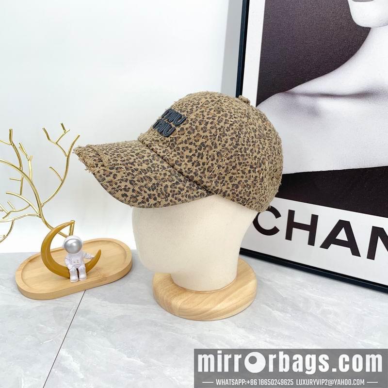 Miumiu Hat dx47