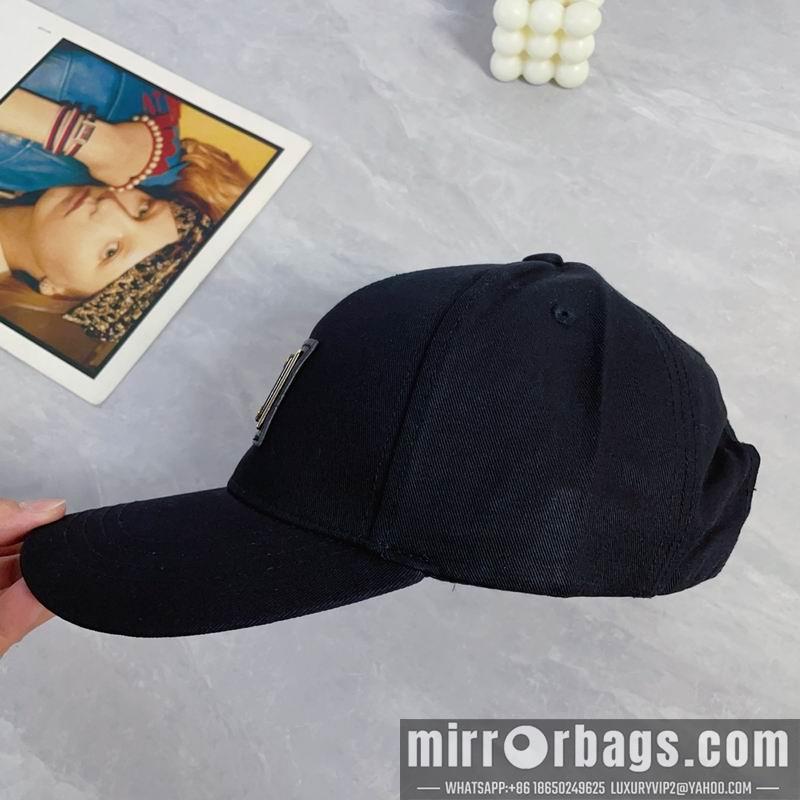 DG Hat dx15