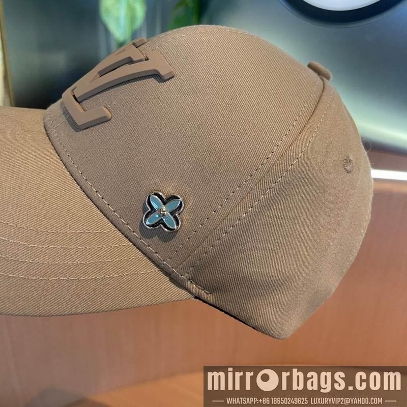 LV Hat 011301