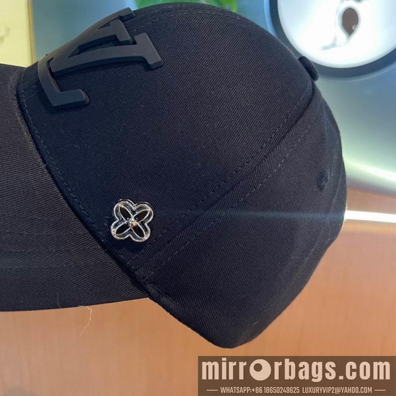 LV Hat 011301