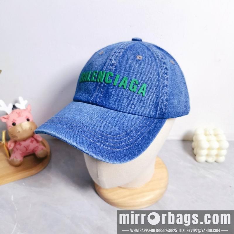 Balenciaga Hat dx33