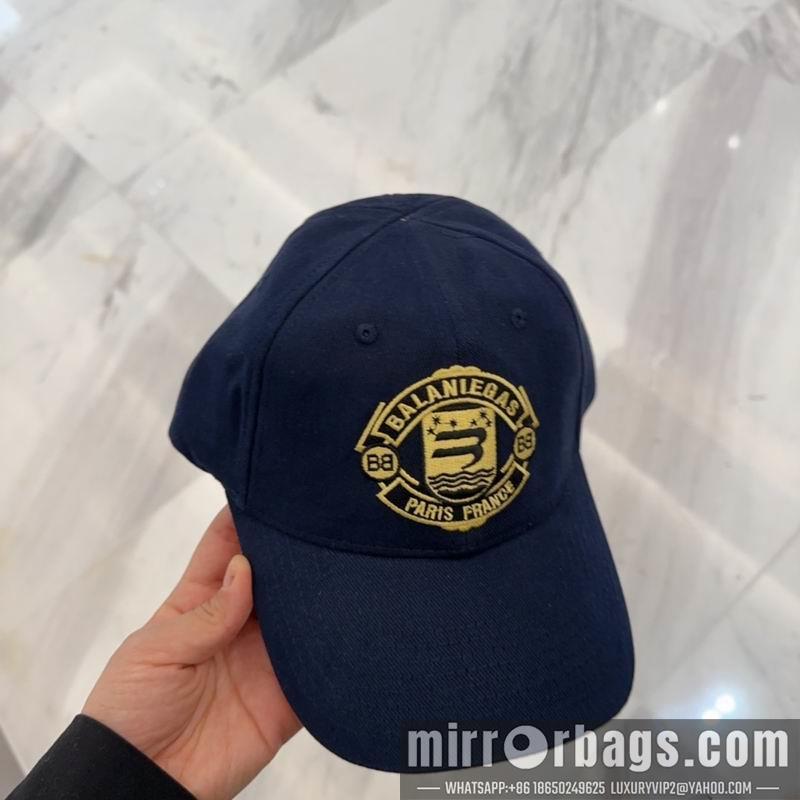 Balenciaga Hat dx72