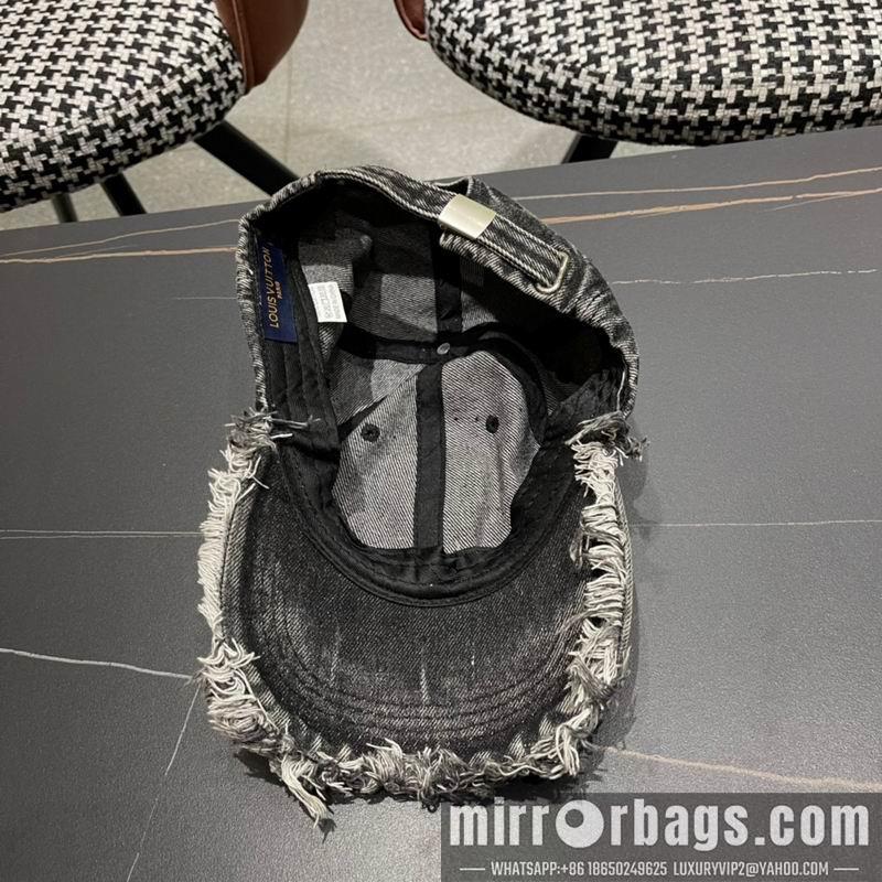 LV Hat 071302