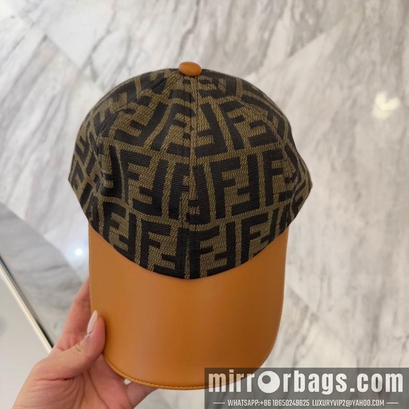 Fendi Hat dx71