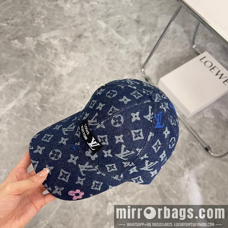 LV Hat 082604