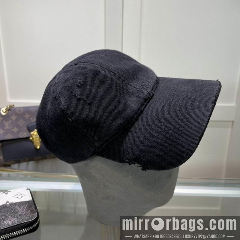 Balenciaga Hat dx63