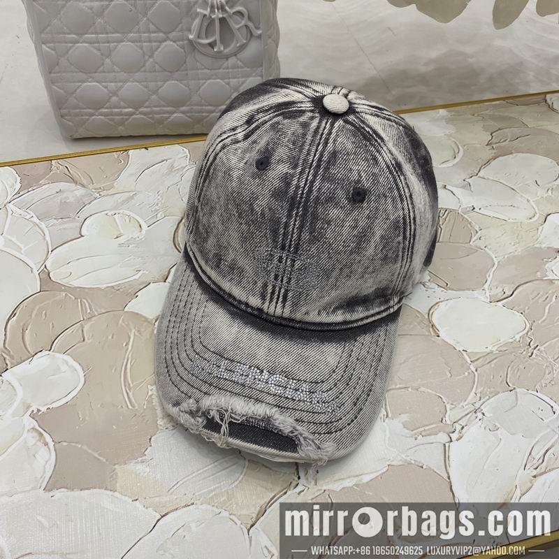 Balenciaga Hat dx76