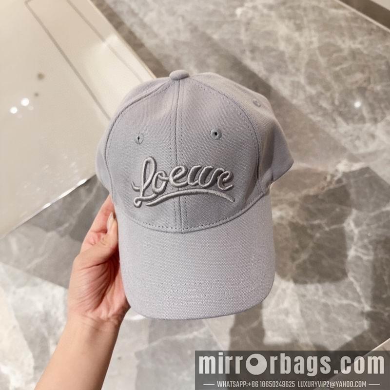 Loewe Hat dx44