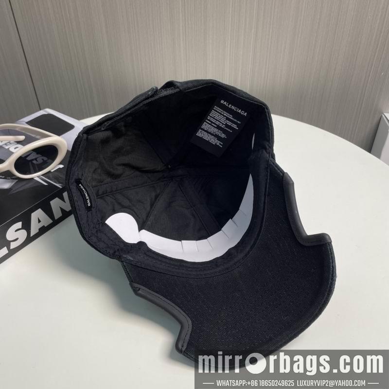 Balenciaga Hat 010401