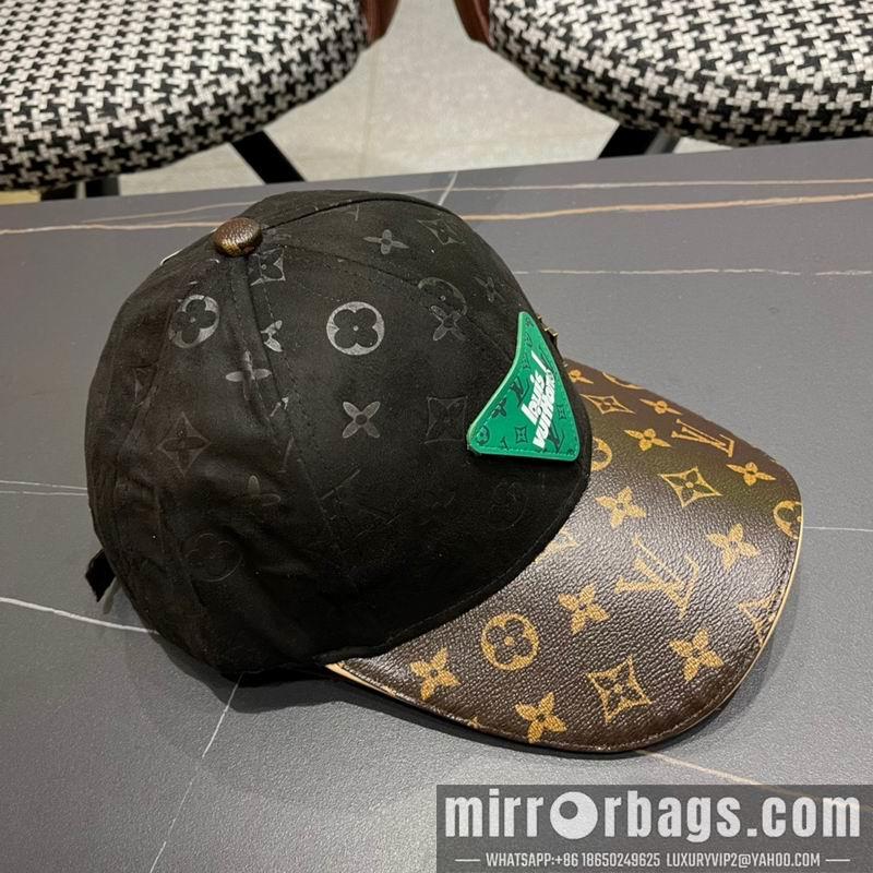 LV Hat 050702