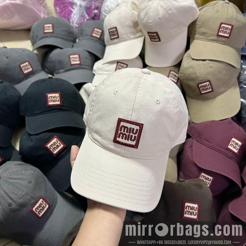 Miumiu Hat dx71