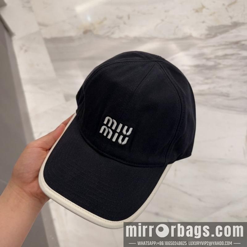 Miumiu Hat dx36