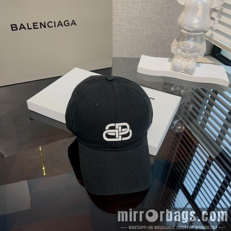 Balenciaga Hat dx05