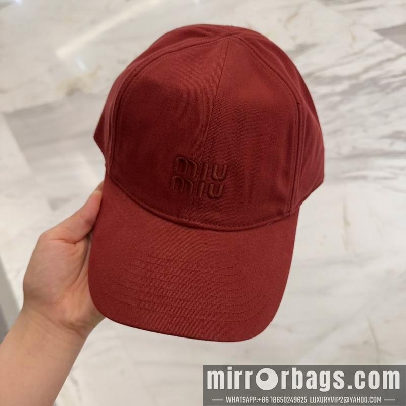 Miumiu Hat dx35